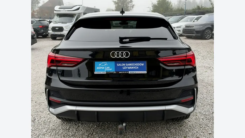 AUDI Q3 Sportback -