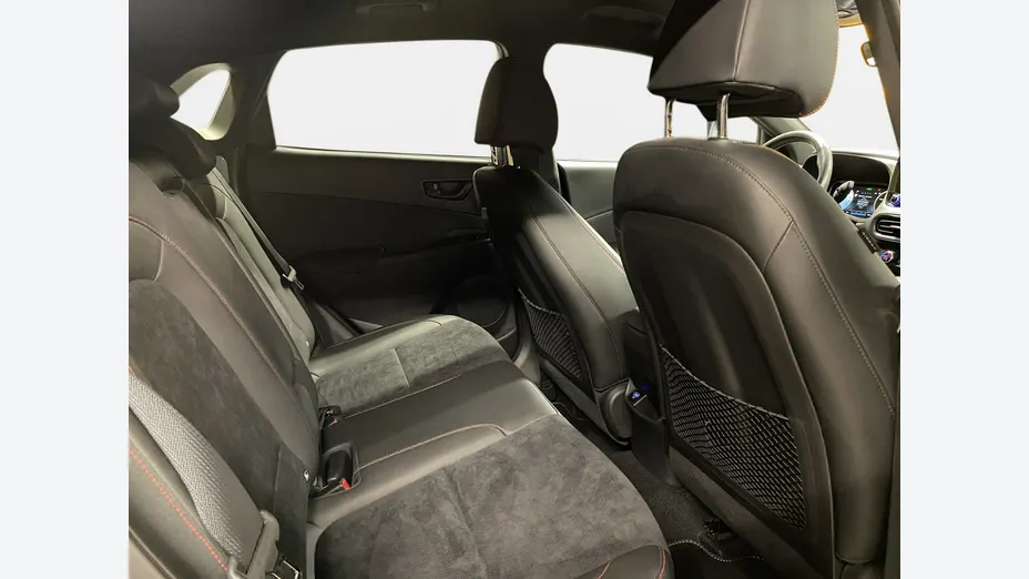 HYUNDAI Kona -