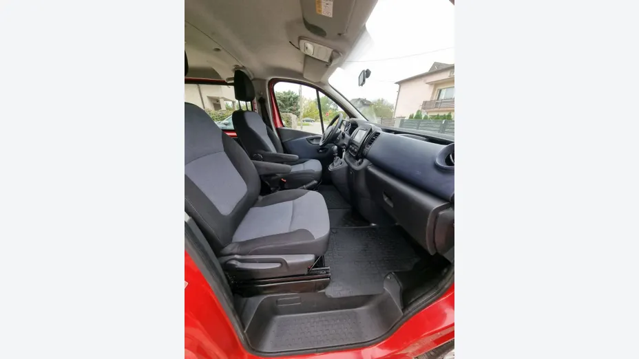 OPEL Vivaro -