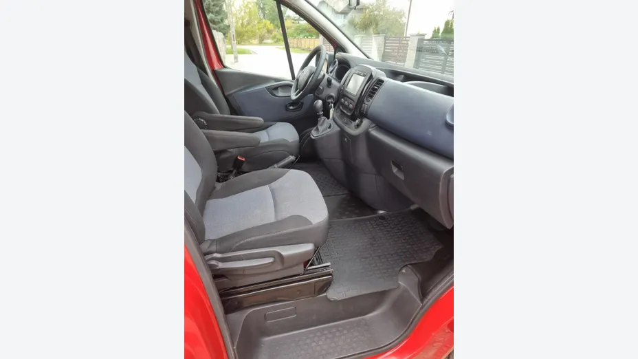 OPEL Vivaro -