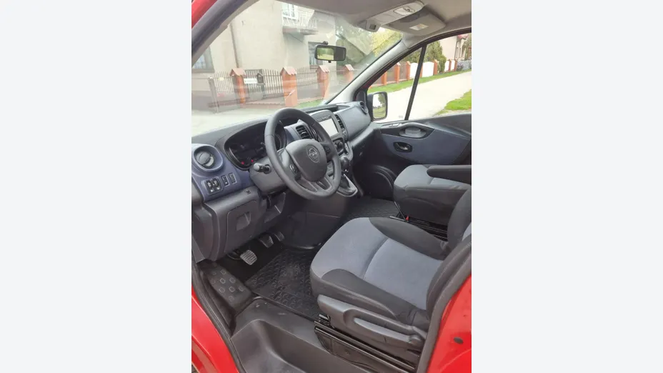OPEL Vivaro -