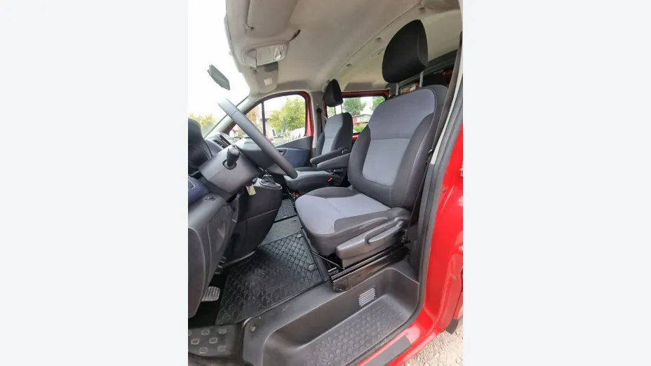 OPEL Vivaro -