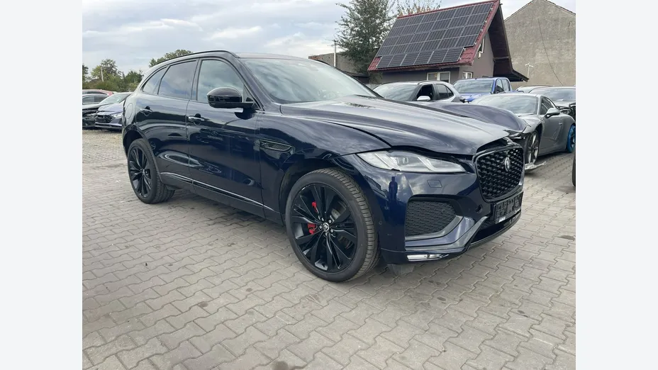 JAGUAR F-Pace -