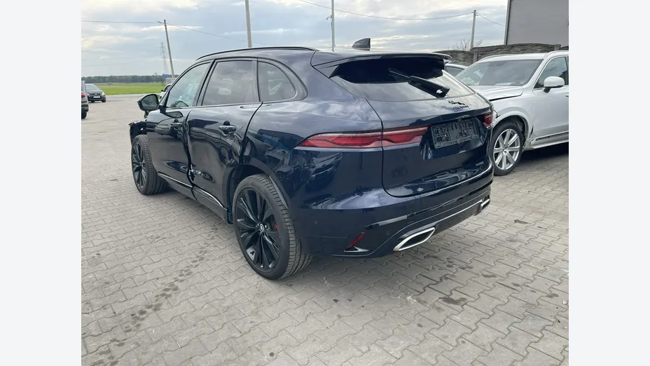 JAGUAR F-Pace -