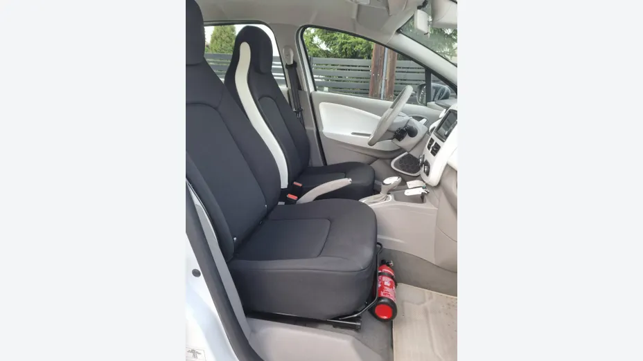 RENAULT ZOE -