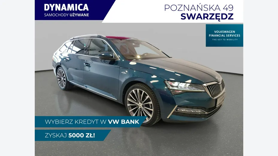 SKODA Superb -