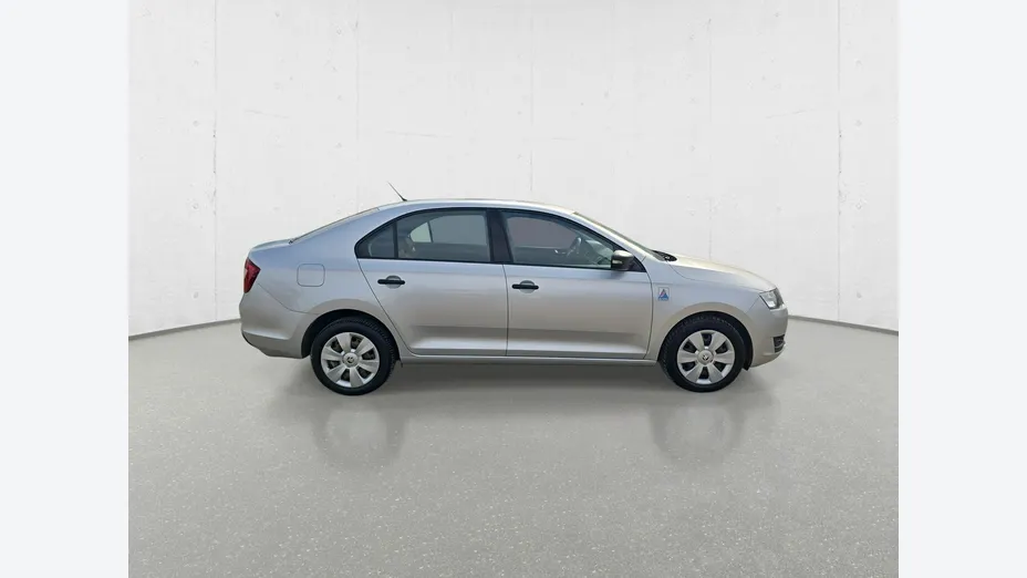 SKODA Rapid -