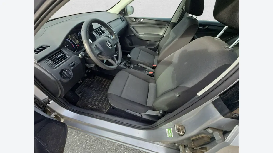 SKODA Rapid -