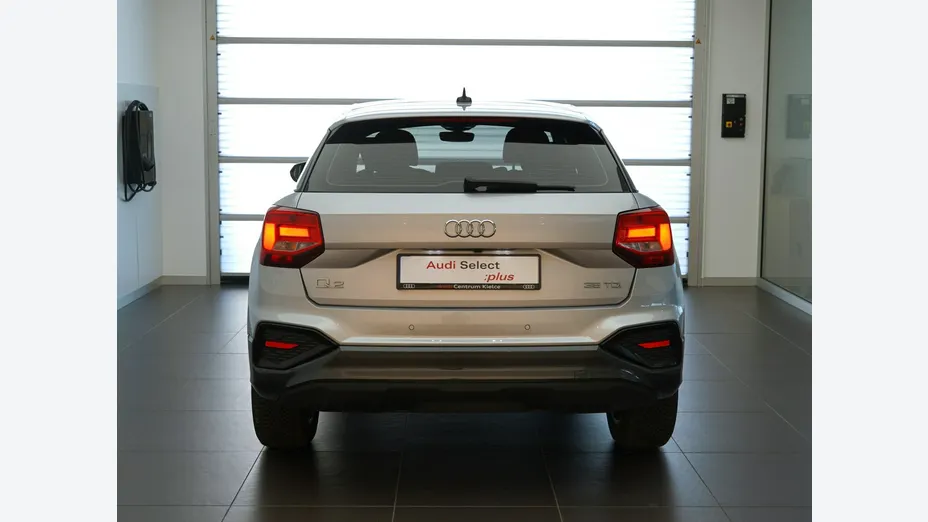 AUDI Q2 -