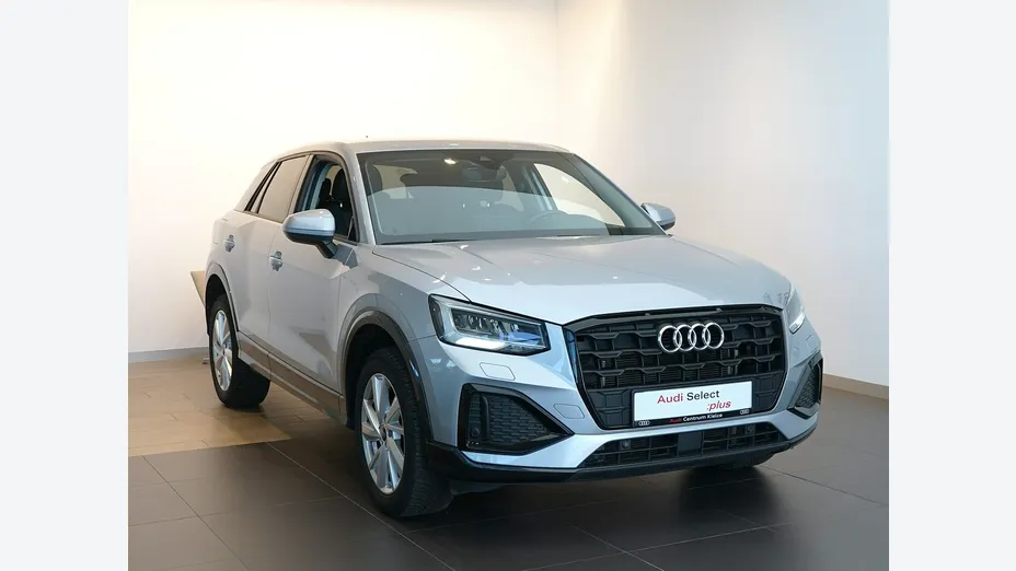AUDI Q2 -