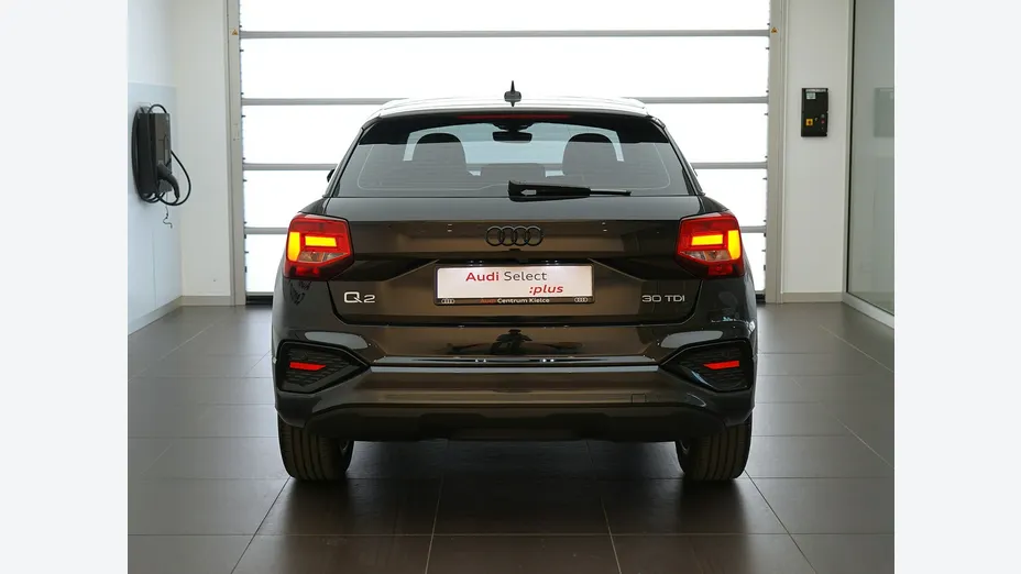 AUDI Q2 -