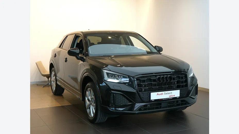 AUDI Q2 -