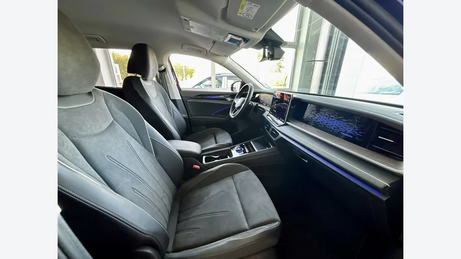 VOLKSWAGEN Tayron -