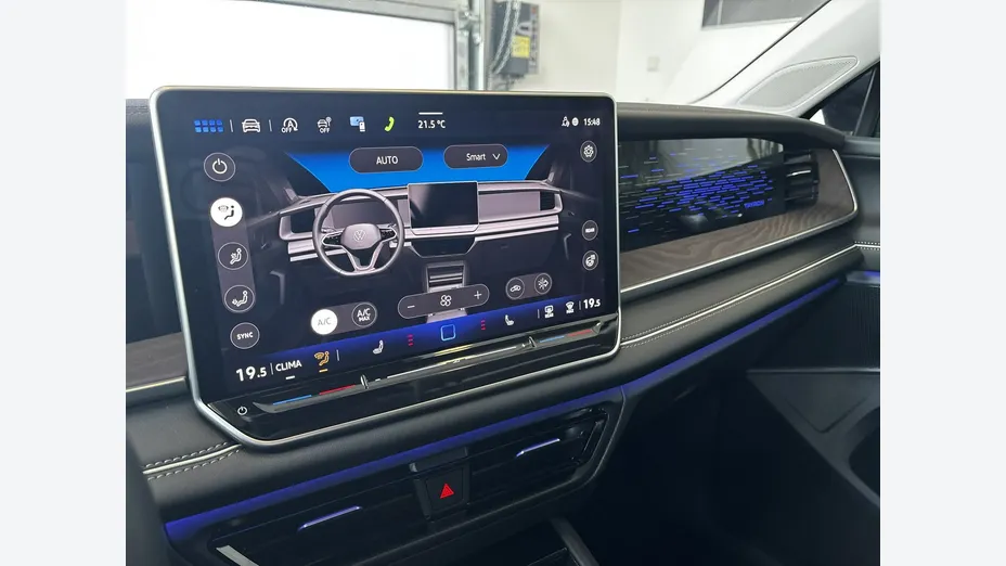 VOLKSWAGEN Tayron -