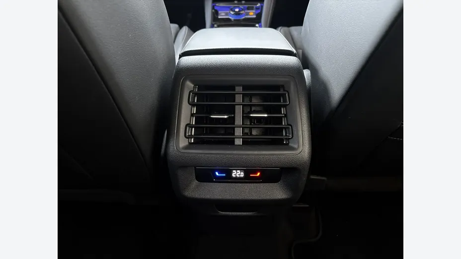 VOLKSWAGEN Tayron -