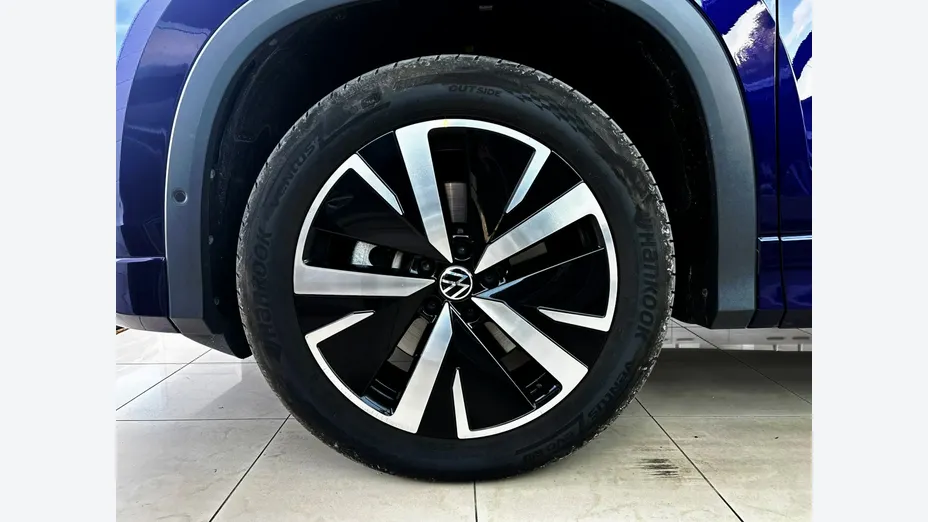VOLKSWAGEN Tayron -