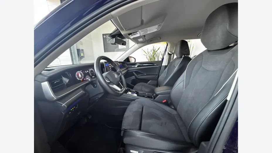 VOLKSWAGEN Tayron -