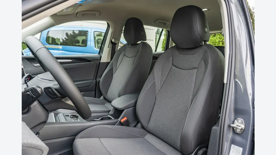 VOLKSWAGEN Tiguan -