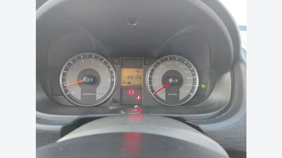 MITSUBISHI Colt -