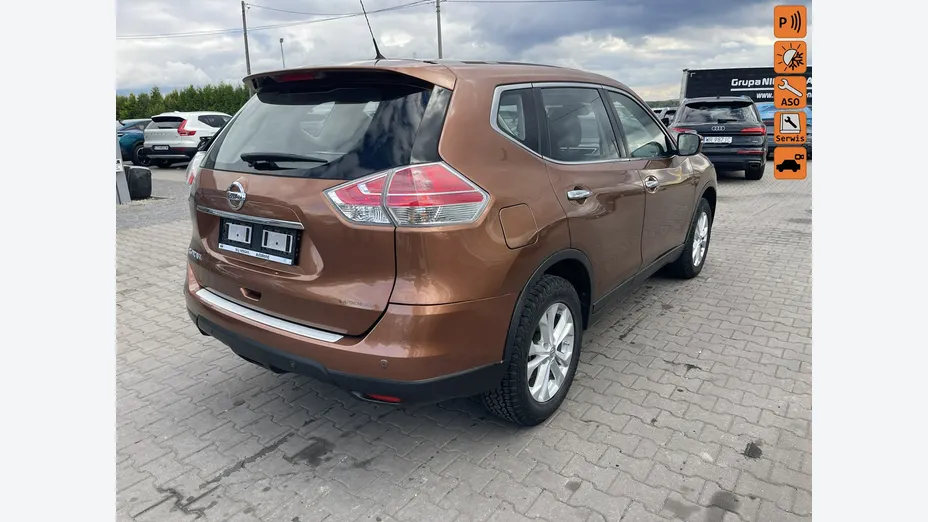 NISSAN X-Trail -