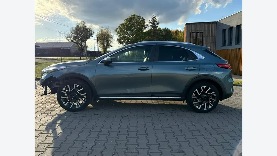 KIA XCeed -