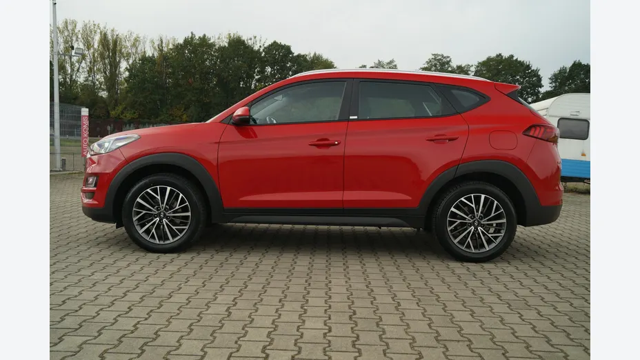 HYUNDAI Tucson -