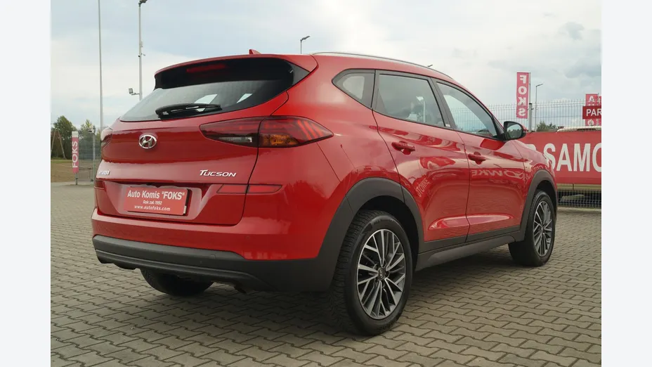 HYUNDAI Tucson -