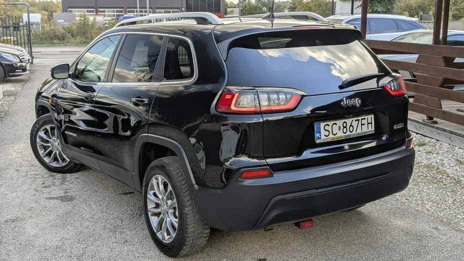 JEEP Cherokee -