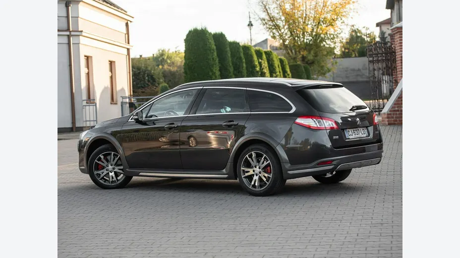 PEUGEOT 508 -