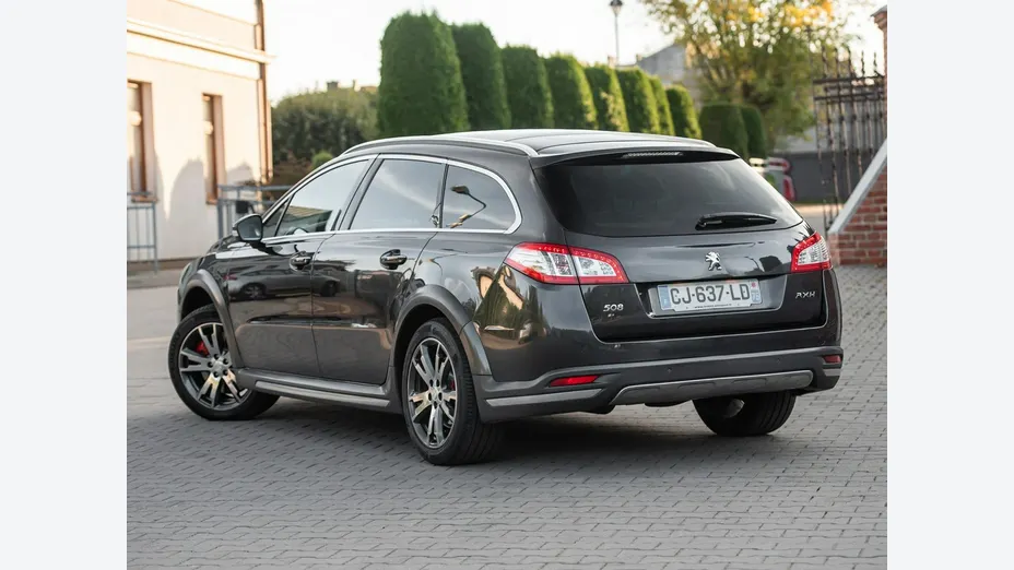 PEUGEOT 508 -