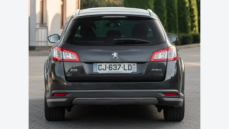 PEUGEOT 508 -