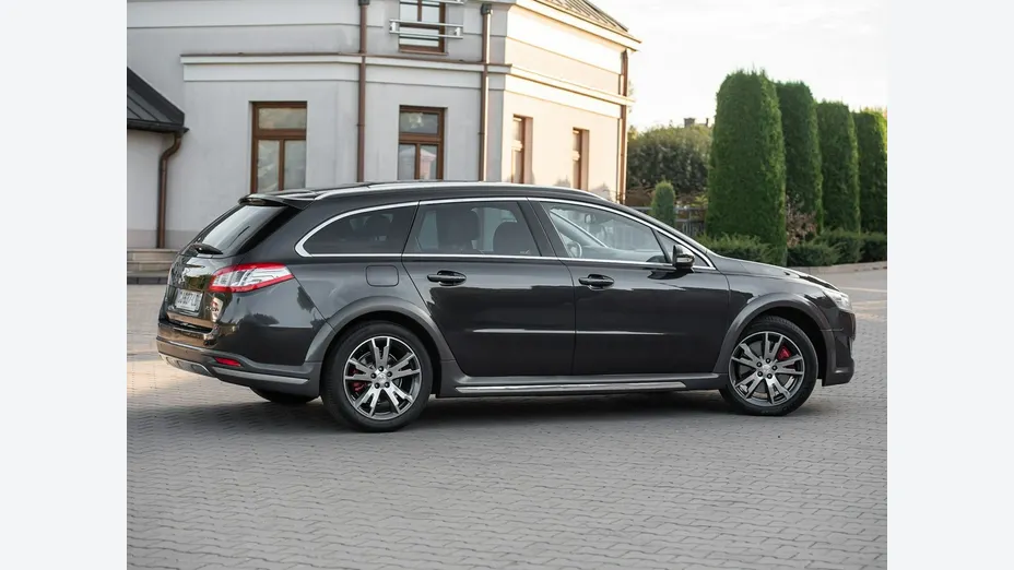 PEUGEOT 508 -