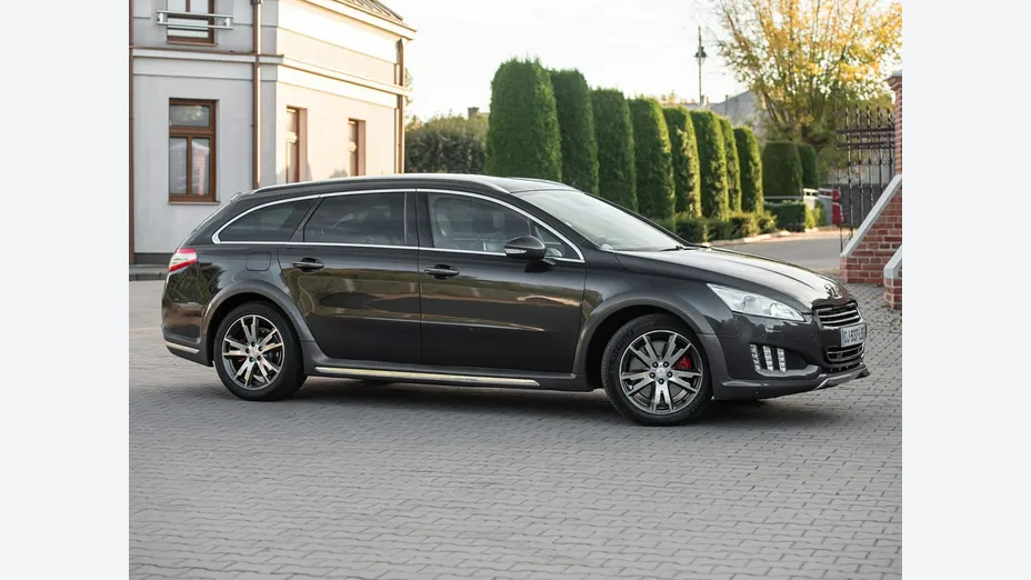 PEUGEOT 508 -