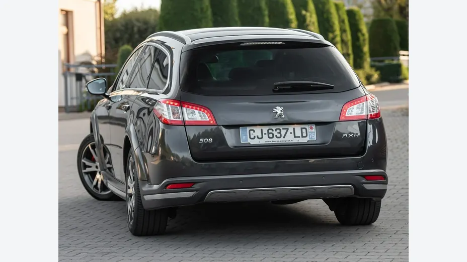 PEUGEOT 508 -