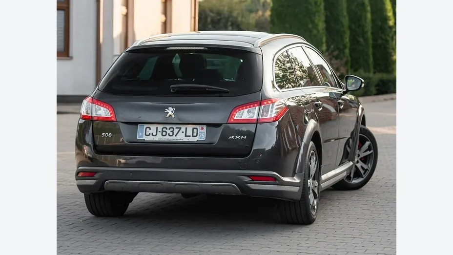 PEUGEOT 508 -