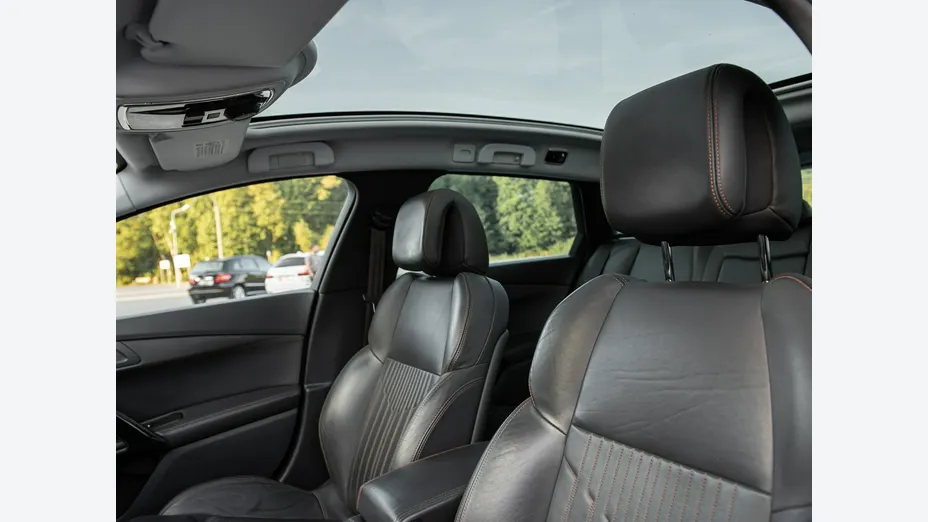 PEUGEOT 508 -