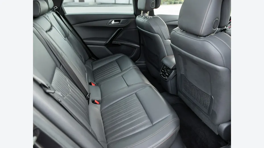 PEUGEOT 508 -