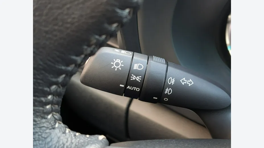 TOYOTA HiLux -