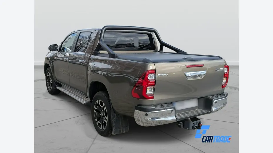TOYOTA HiLux -