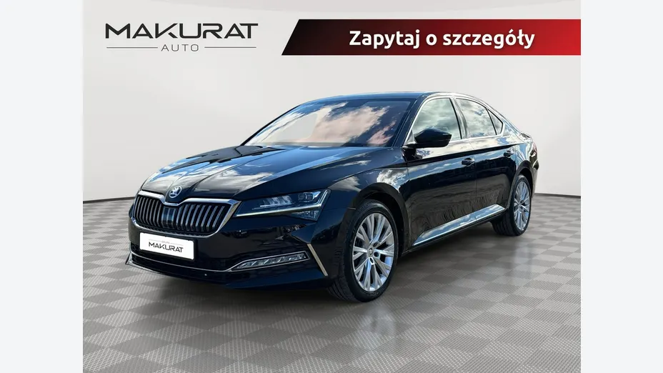SKODA Superb -