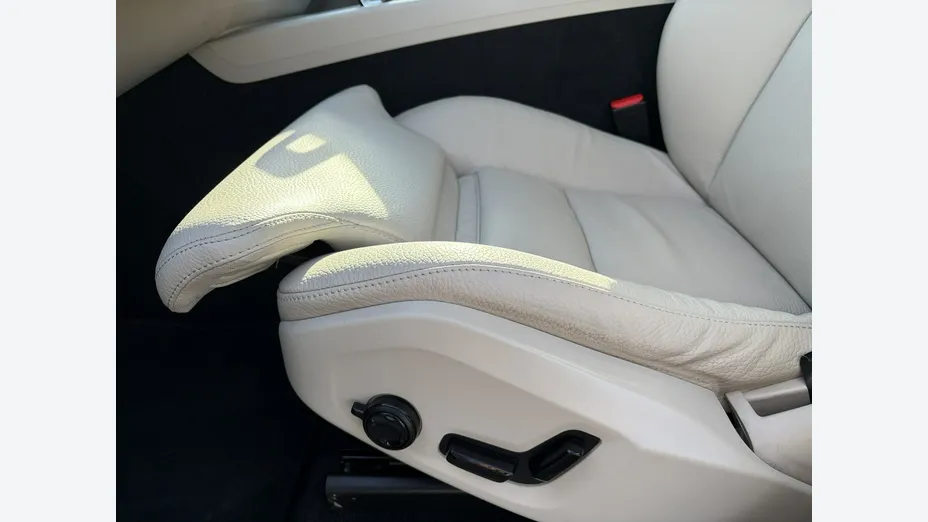 VOLVO XC60 -
