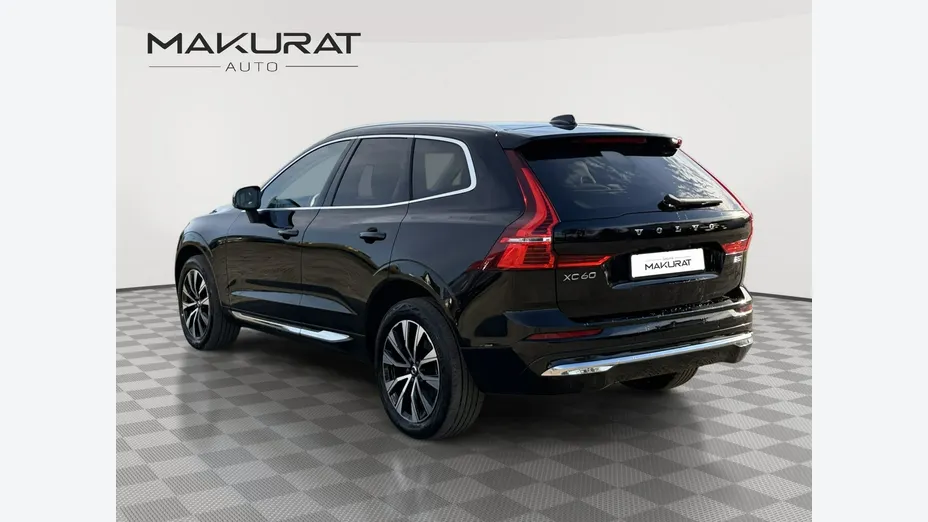 VOLVO XC60 -