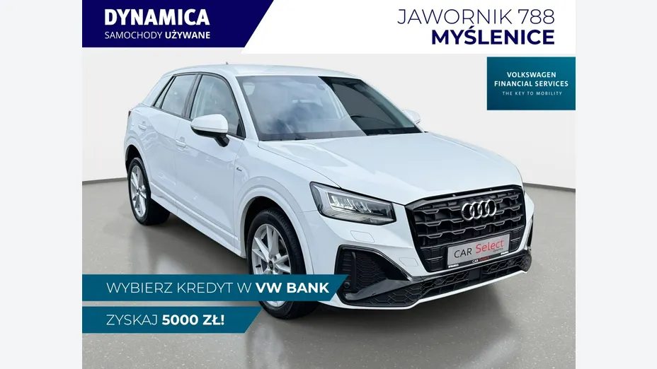 AUDI Q2 -