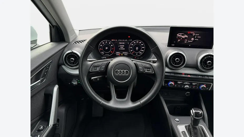 AUDI Q2 -