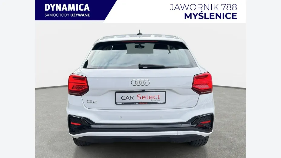 AUDI Q2 -