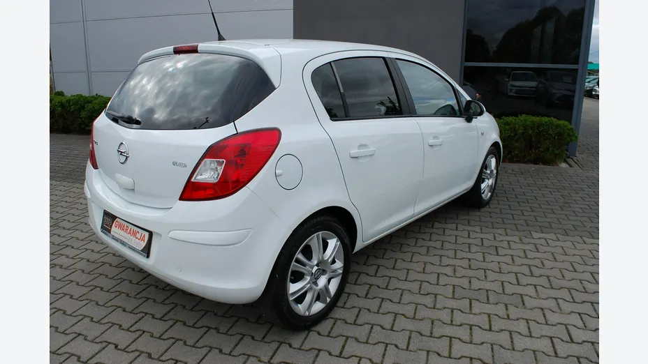 OPEL Corsa -