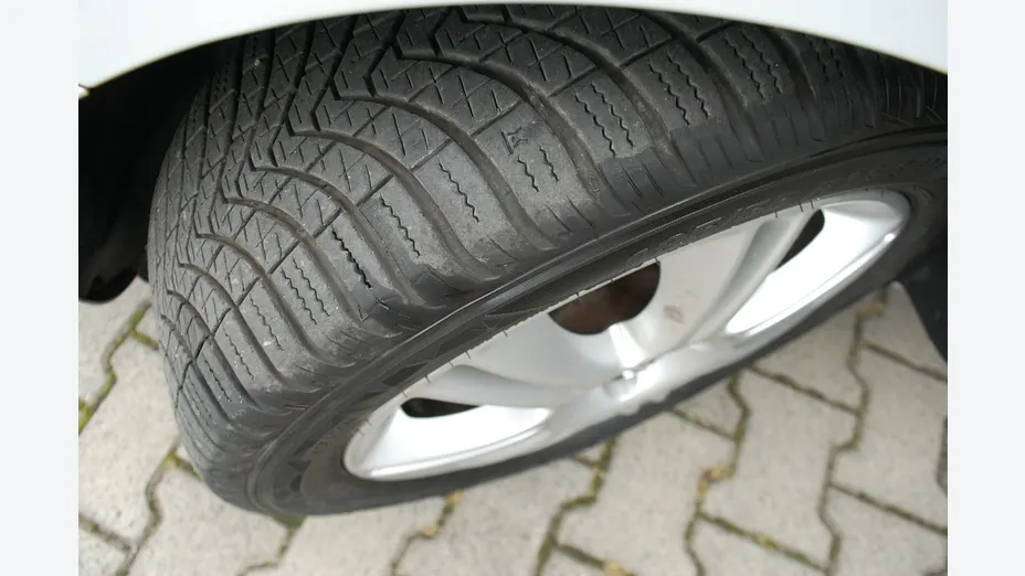 OPEL Corsa -