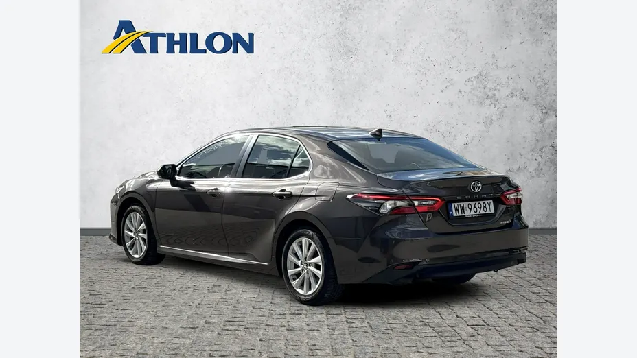 TOYOTA Camry -