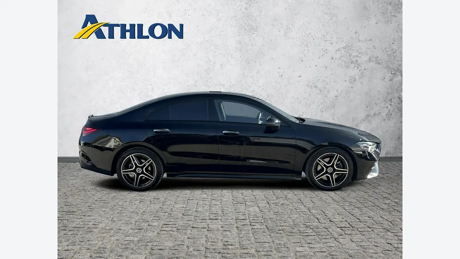 MERCEDES-BENZ CLA -