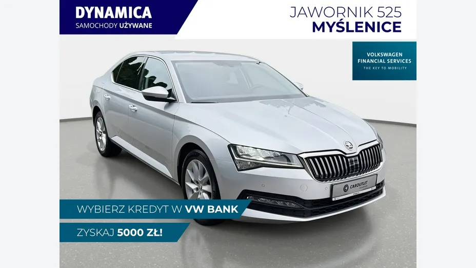 SKODA Superb -